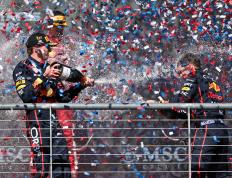 PG游戏官网登录入口-迈凯伦完胜雷诺车队，维斯塔潘高光表现的简单介绍