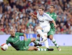 PG电子游戏-帕里尼亚斯队核心球员城府极深，智取对手