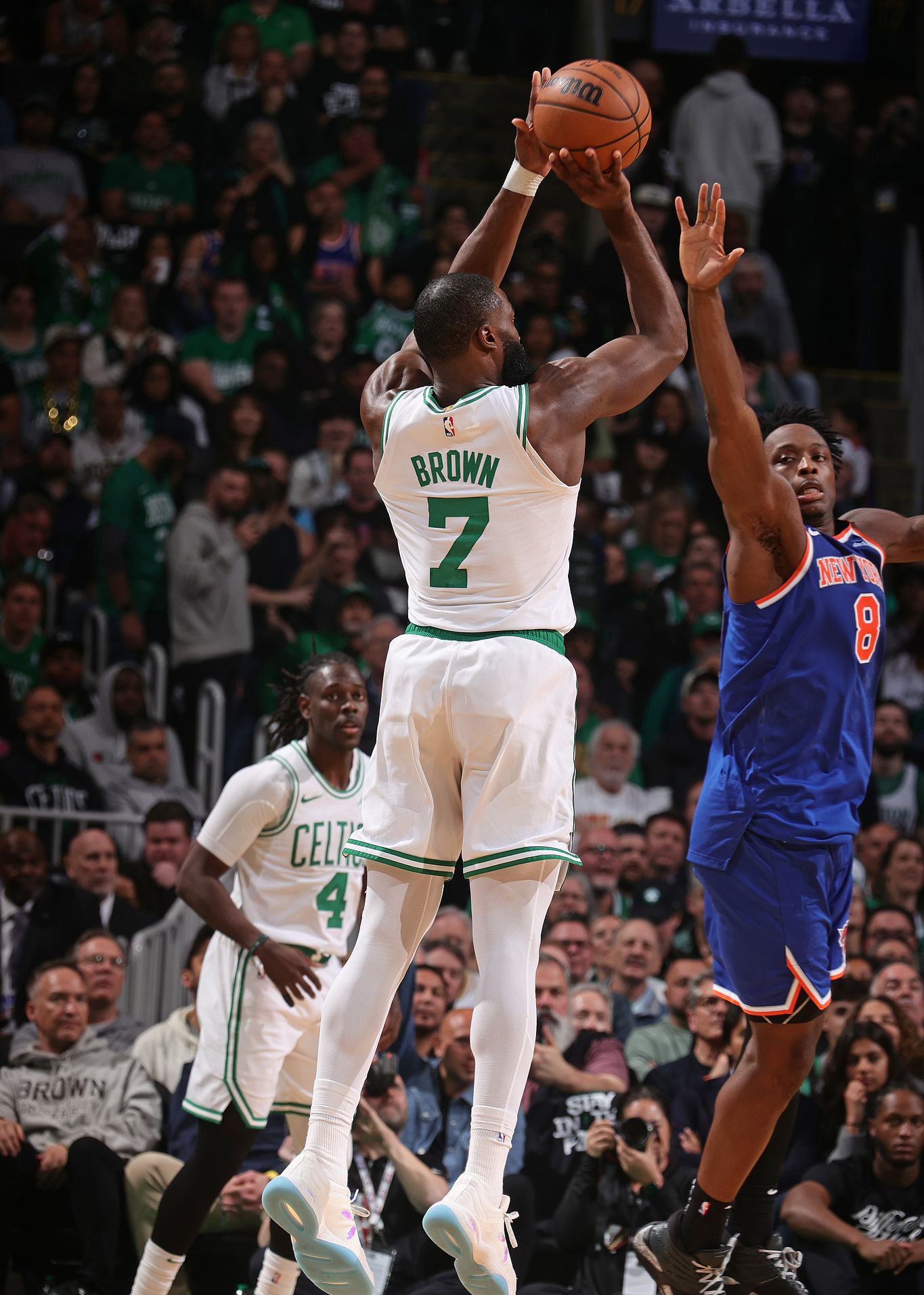 PG电子线上登入-尼克斯擒下马刺，继续前进季后赛之路